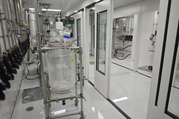 江苏某生物技术公司采购高低温控温系统助力生物医药研发精准温控项目