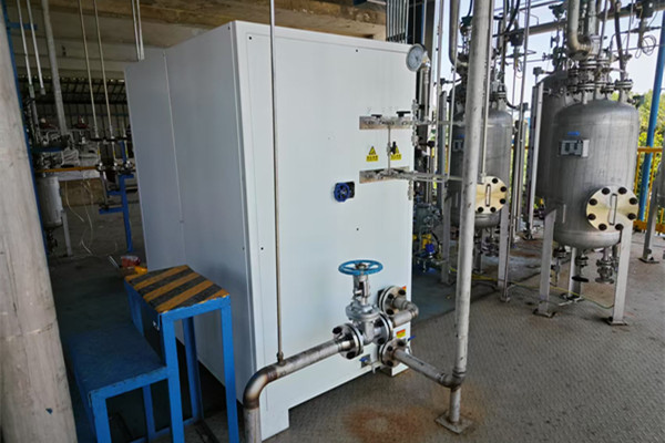 国内某石化公司定制防爆制冷控温系统与高低温试验箱助力高危环境实现精准集成化控温